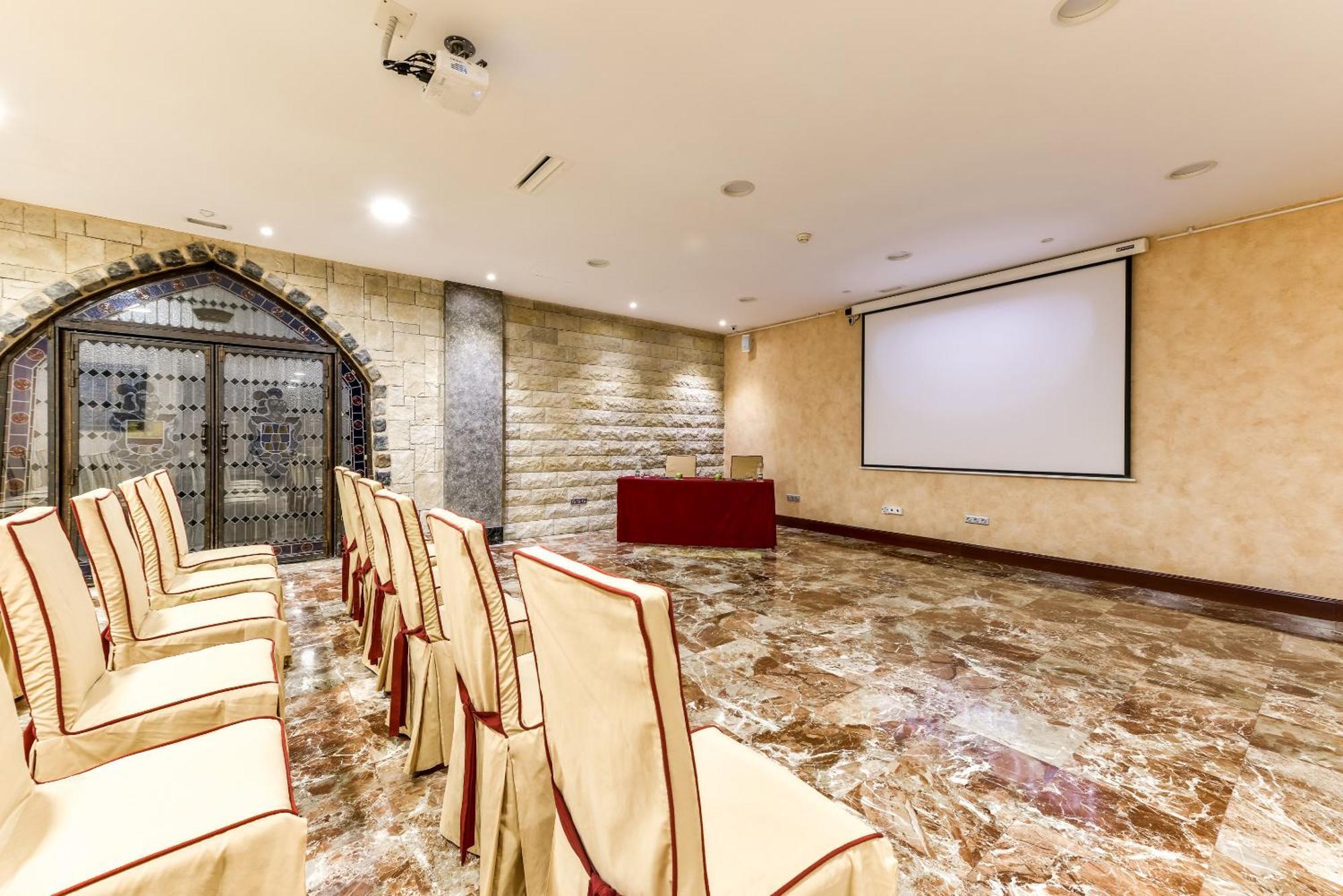 Hotel Sercotel Alfonso Vi 4*