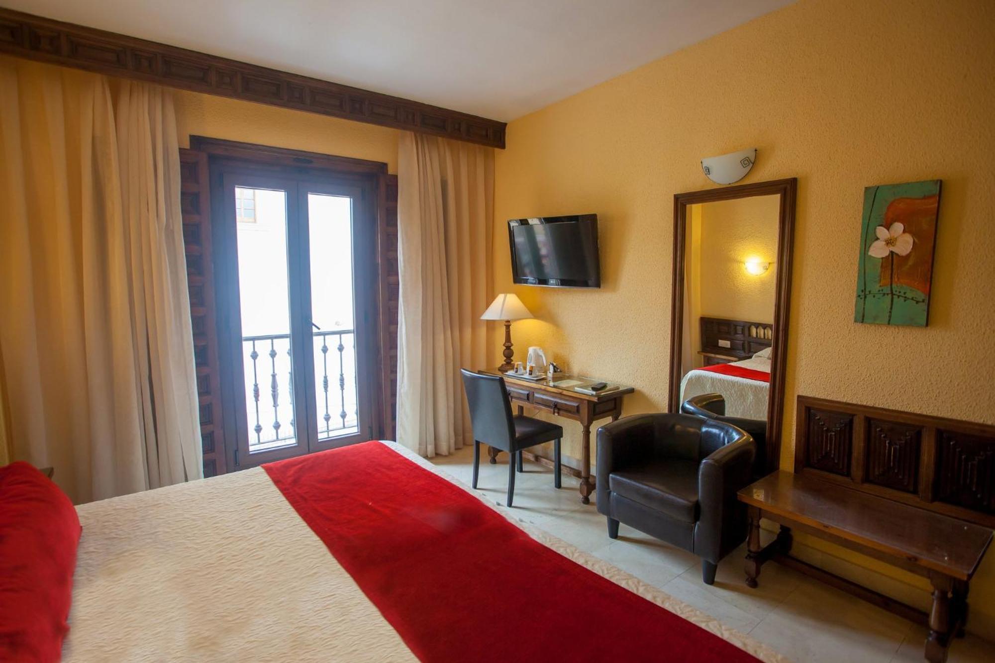 Sercotel Alfonso Vi Hotel 4*